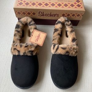 Skechers Women's Black Suede Slippers with Leopard Faux-Fur Cuff